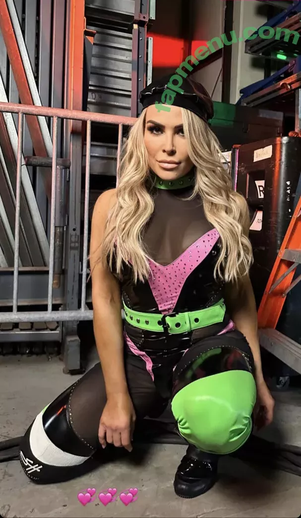 Natalya Neidhart nude photo #0159 (Wwe / jenni-neidhart / natalya_boat)