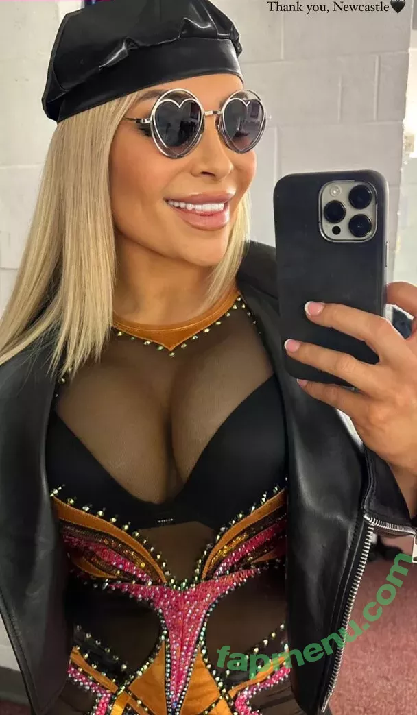 Natalya Neidhart nude photo #0178 (Wwe / jenni-neidhart / natalya_boat)