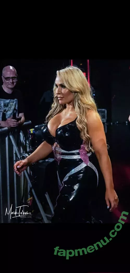 Natalya Neidhart nude photo #0266 (Wwe / jenni-neidhart / natalya_boat)