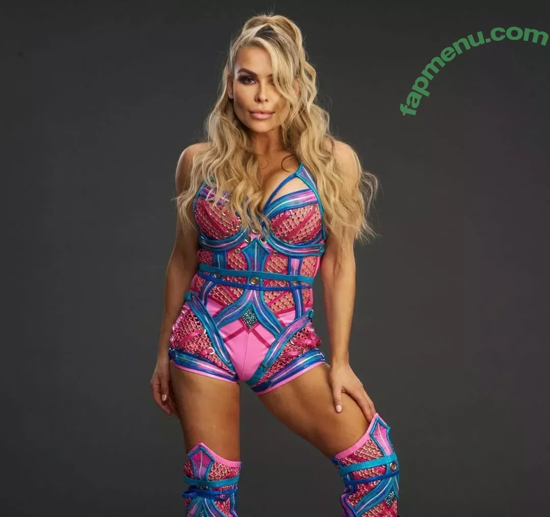 Natalya Neidhart nude photo #0361 (Wwe / jenni-neidhart / natalya_boat)