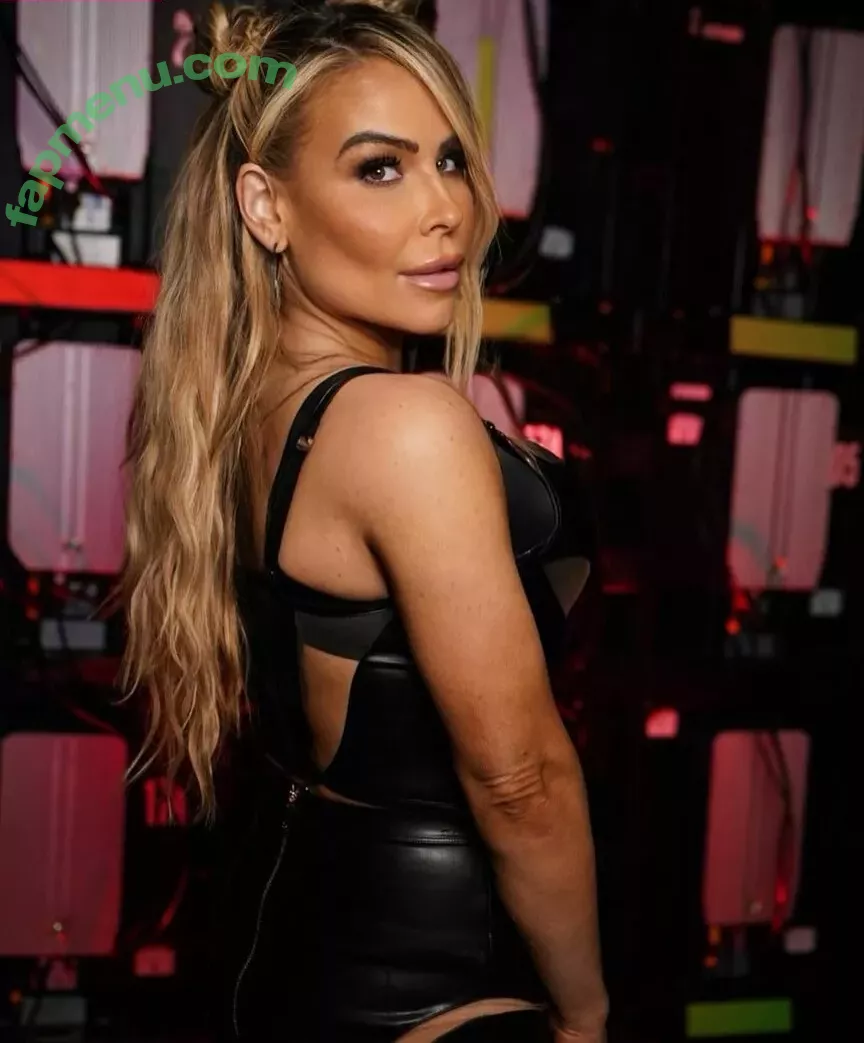 Natalya Neidhart nude photo #0386 (Wwe / jenni-neidhart / natalya_boat)