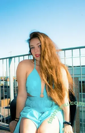 Nataschasophiaa nude photo #0015