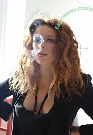 Natasha Lyonne / nlyonne nude photo #0191