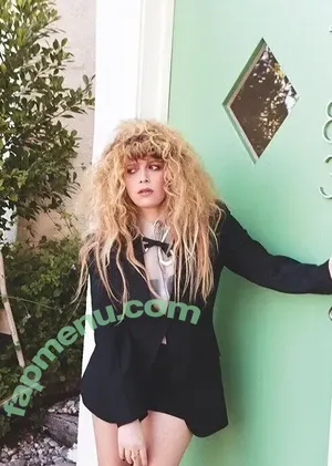 Natasha Lyonne / nlyonne nude photo #0193
