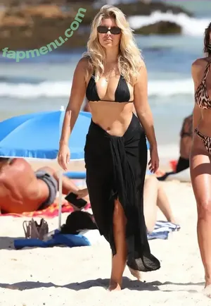 Natasha Oakley / tashoakley nude photo #0882