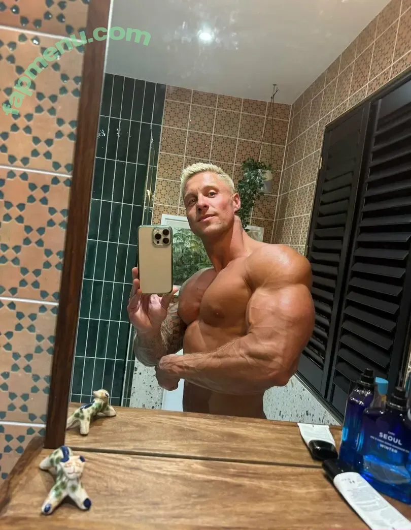 nathanwebb nude photo #0028 (nathankwebb)