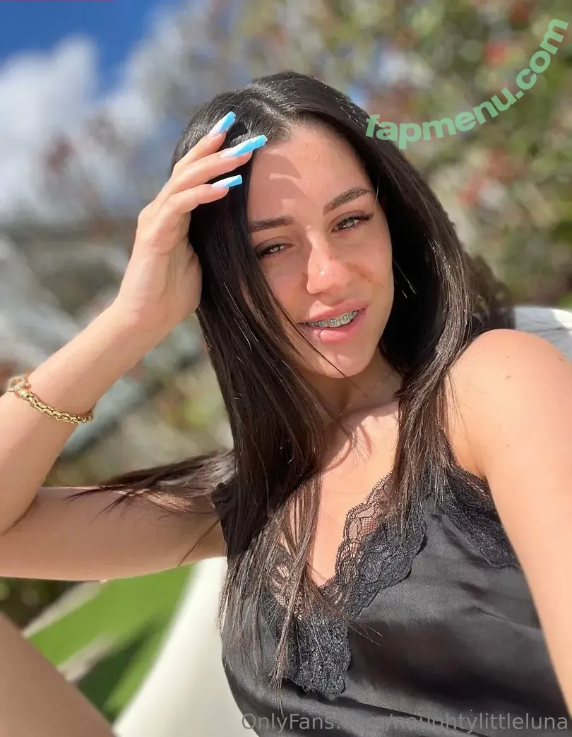naughtylittleluna nude photo #0076 (kitttycat_luna)