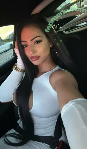 naughtynadiask / nadiaskhar nude photo #0019