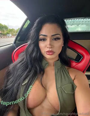 naughtynadiask / nadiaskhar nude photo #0039