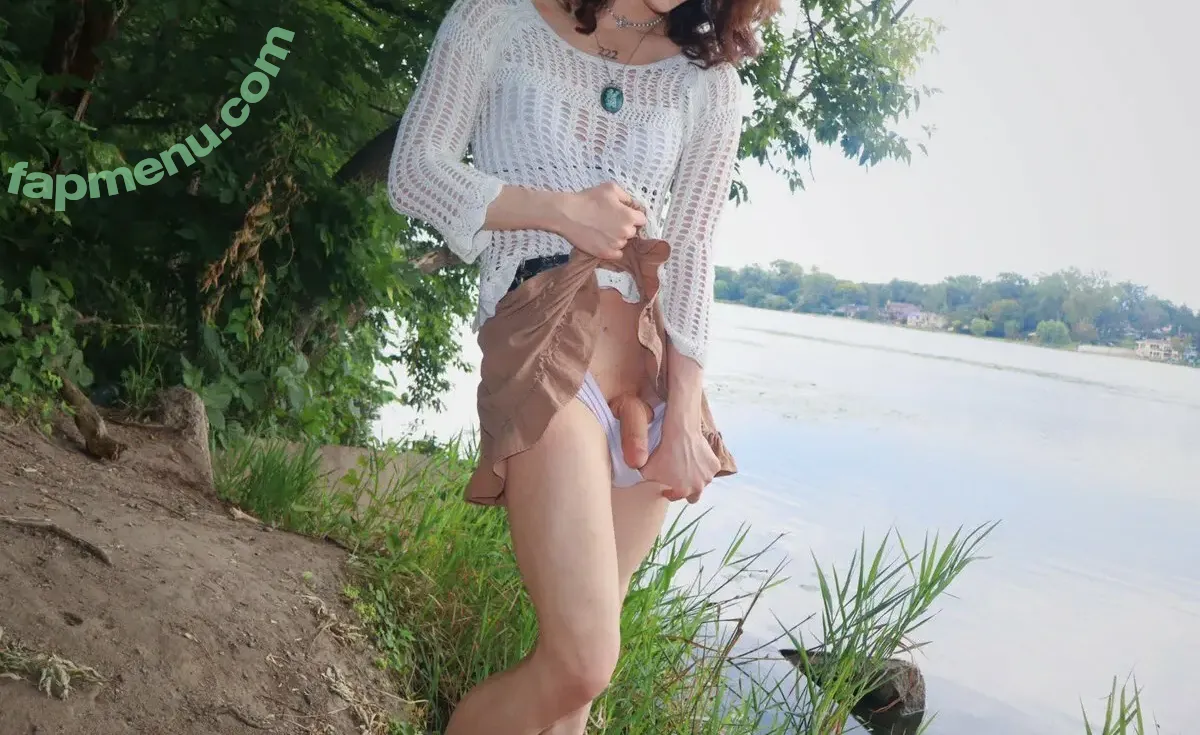 naviigirll nude photo #0015 (naviigirll)