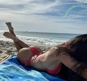  nude photo #0002