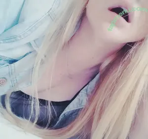 neeviliciouz / neevi / neevi_twitch / neevilicious nude photo #0929