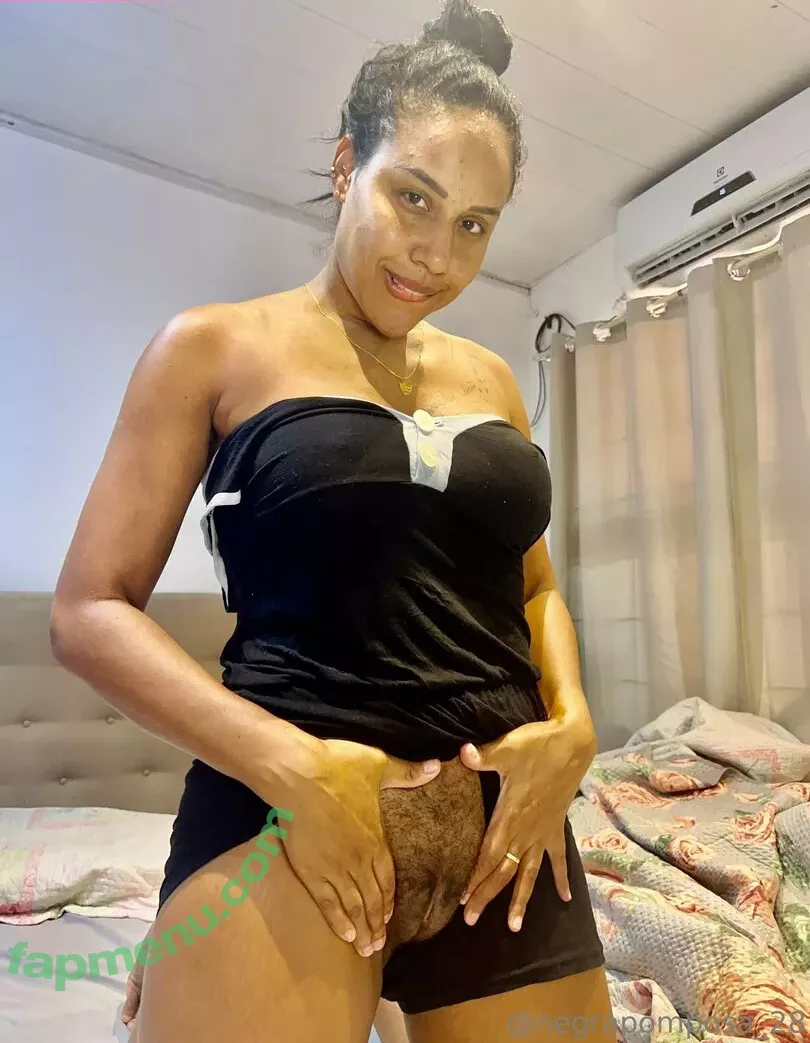 negrapomposa_28 nude photo #0119 (negrapomposa_28)