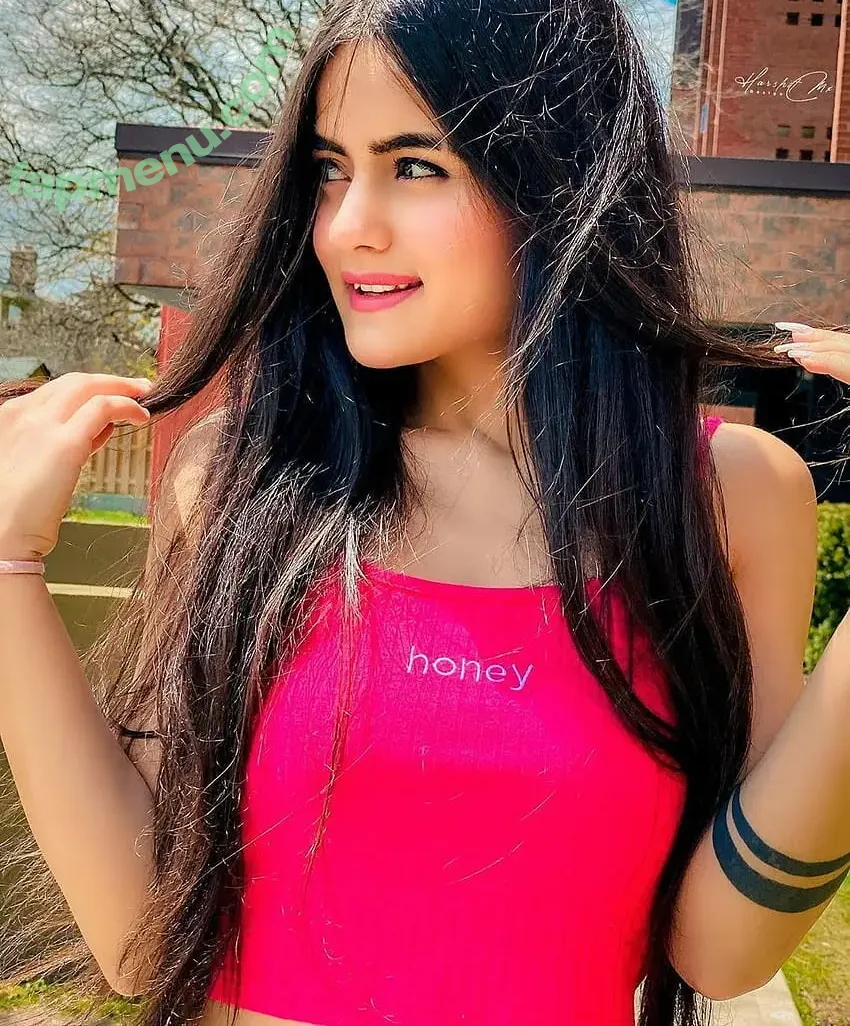 Neha Jethwani nude photo #0009 (Neha Jethwani)