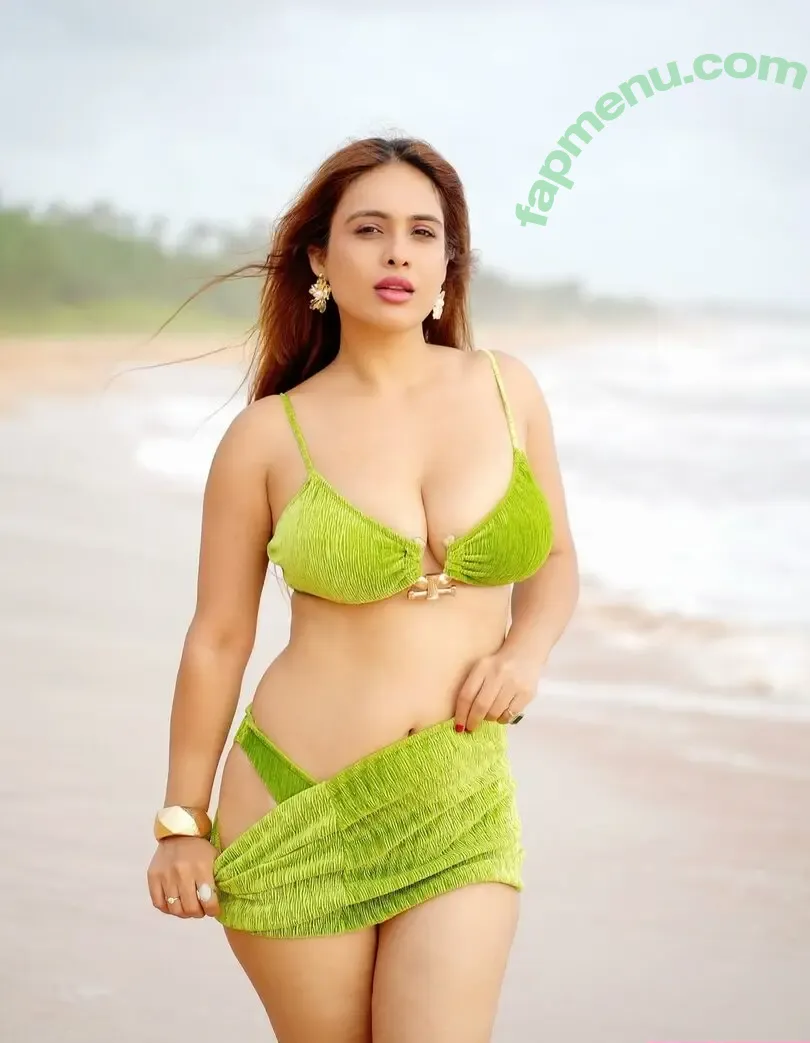 Nehhaa Malik nude photo #0278 (Neha Malik / freakymeek500 / nehamalik335)