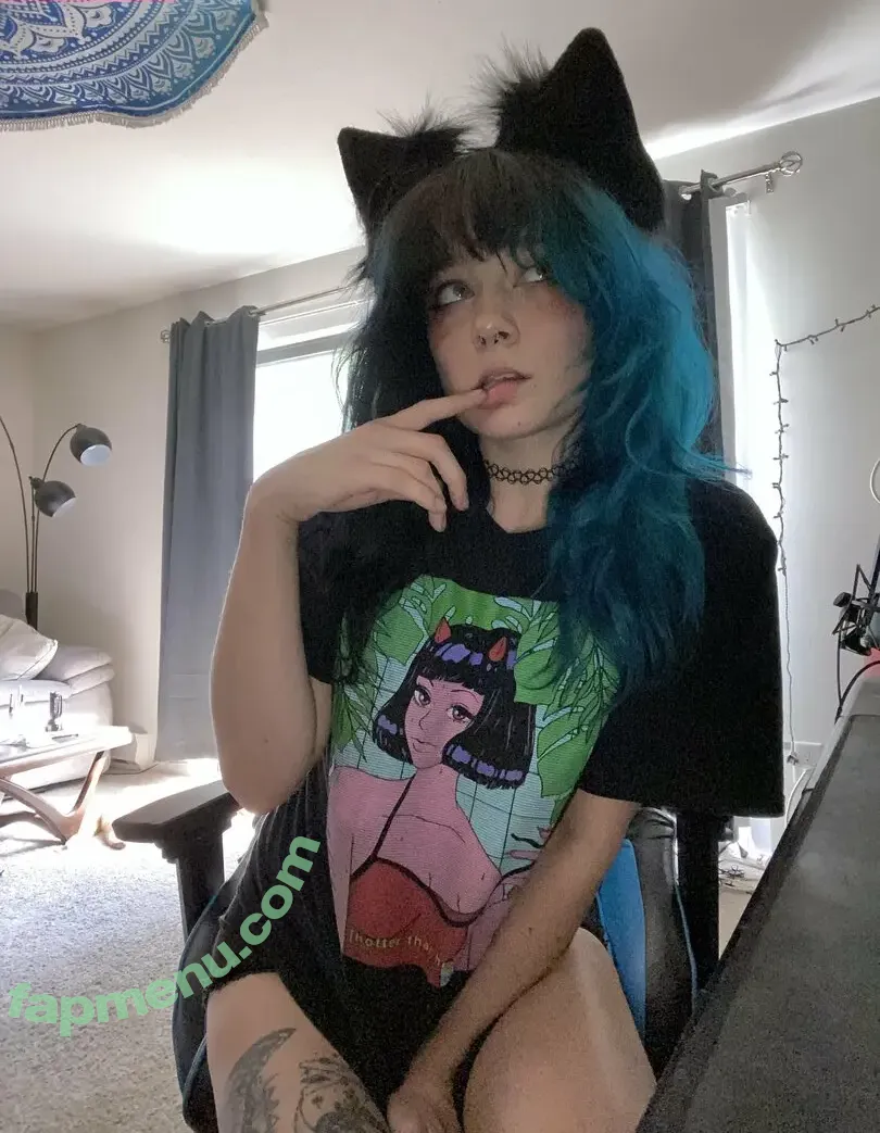 nekonaomie nude photo #0006 (nekonaomie)