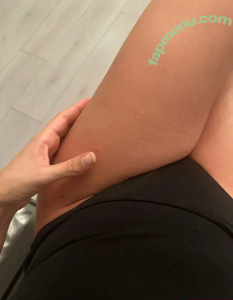 neliawifey nude photo #0006 (nelia.wifey)