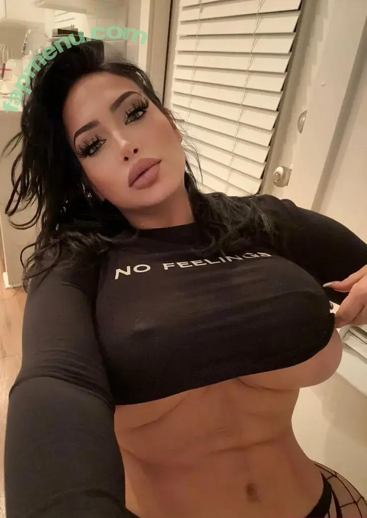 nellife nude photo #0016 (itsnellife)