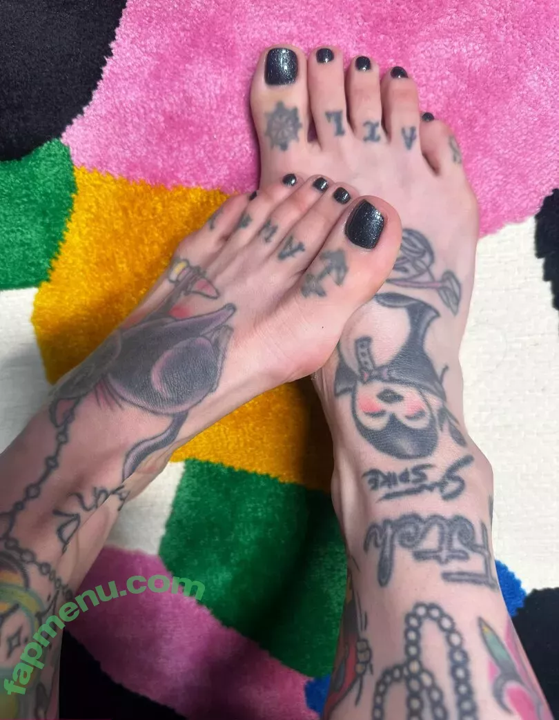neptuneexplainsitall nude photo #0654 (neptunehomeofficial / urwaifuneptune)