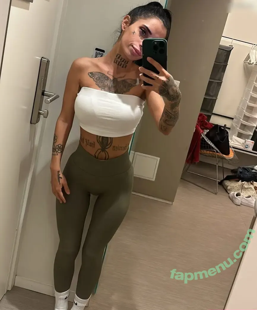 Neslihan Kundakci nude photo #0007 (neeeslihaannn)
