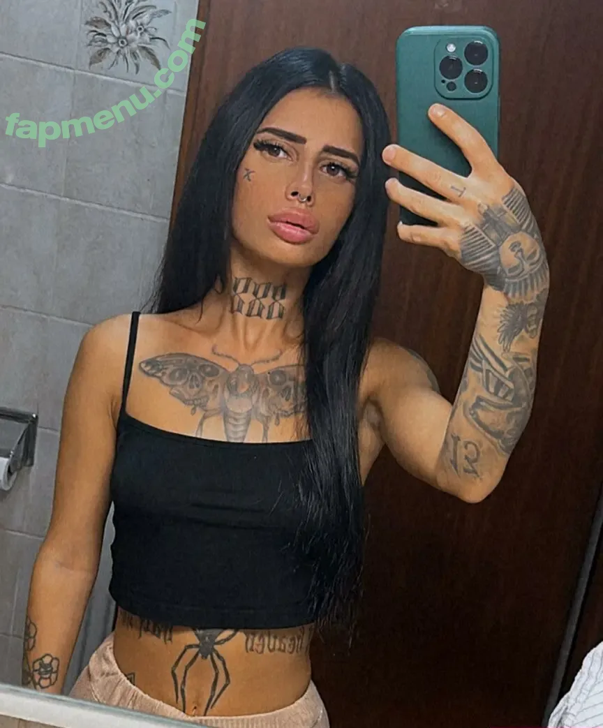 Neslihan Kundakci nude photo #0016 (neeeslihaannn)