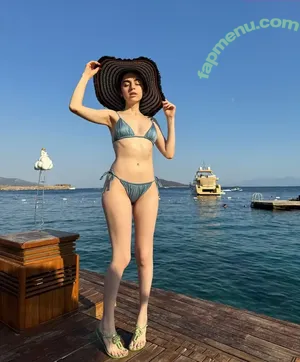 Neva Samancı Gökçe / nevasamanci nude photo #0047