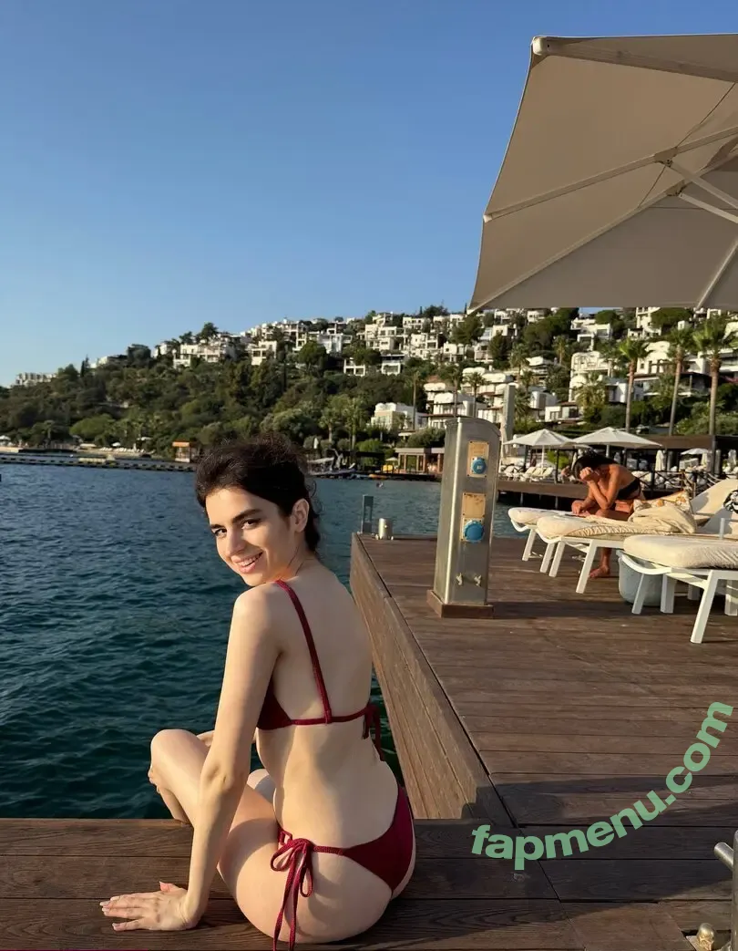 Neva Samancı Gökçe nude photo #0091 (nevasamanci)