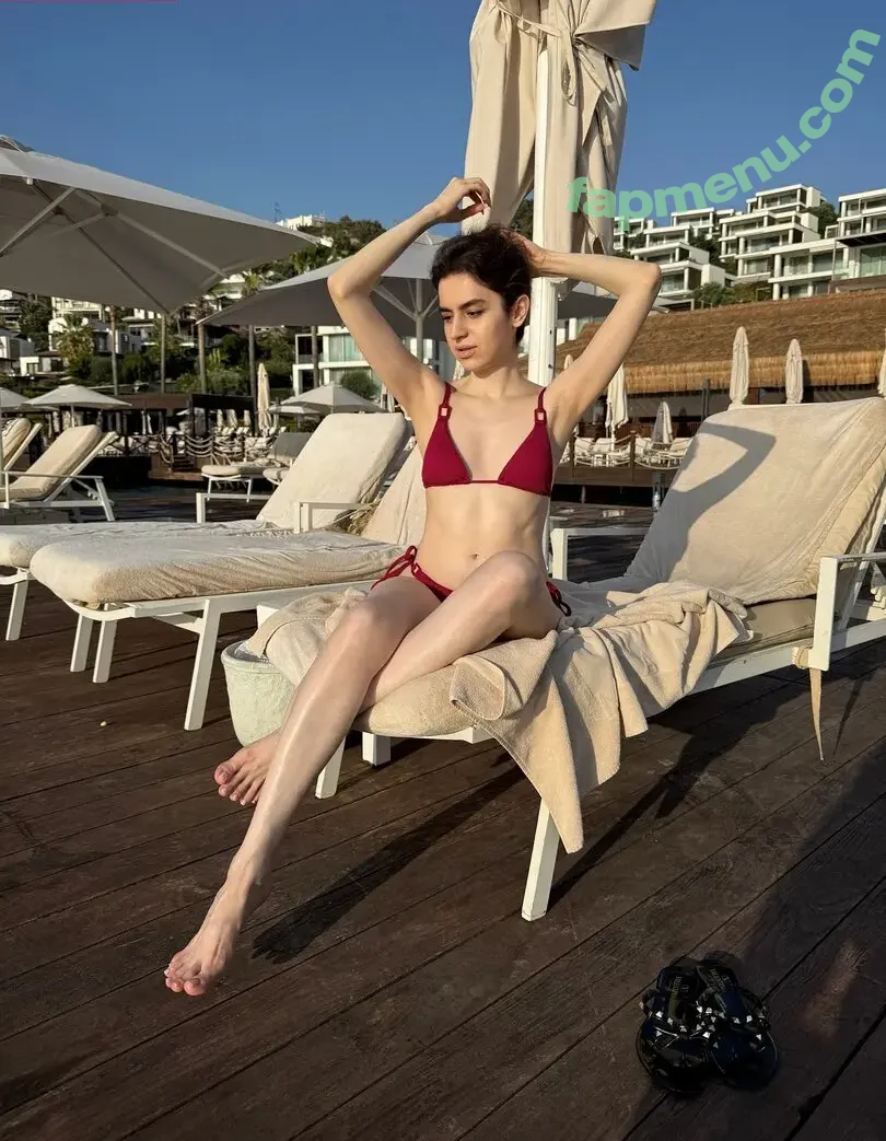 Neva Samancı Gökçe nude photo #0110 (nevasamanci)