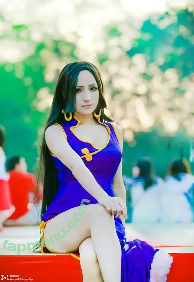 Neyu H Cosplay nude photo #0056 (neyuhsama)
