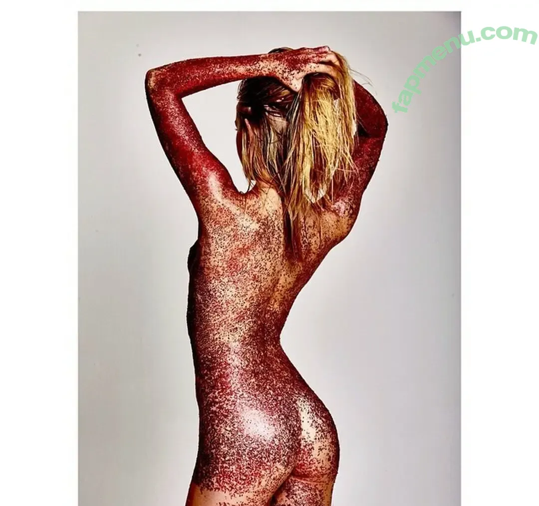 Niamh Adkins nude photo #0224 (niamhadkins)