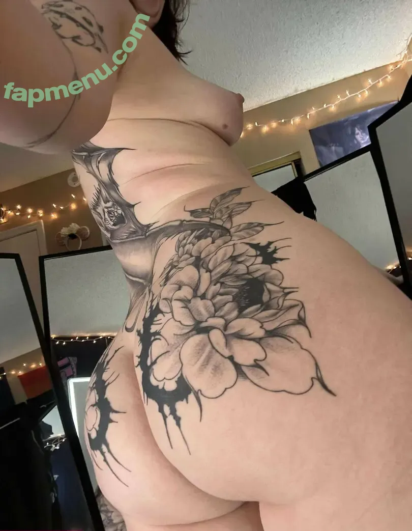 nichole_manic nude photo #0173 (nichole_is_manic)