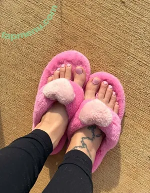 nicholeasmr / nicole.asmrr nude photo #0061
