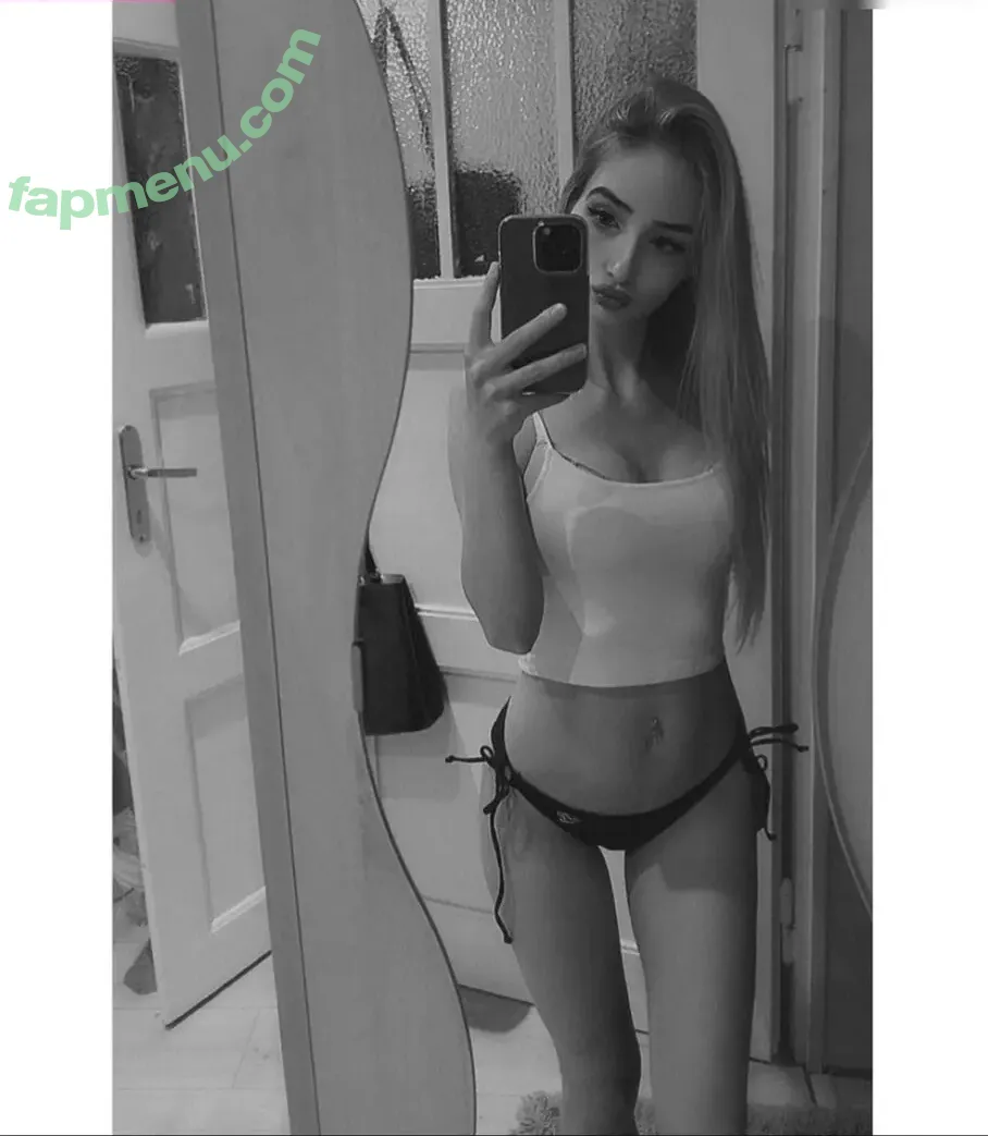 Nicki Anna nude photo #0298 (nickii_annaa)