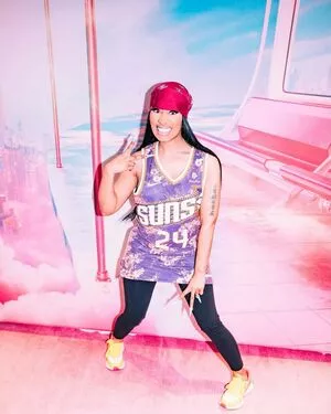 Nicki Minaj / nickiminaj nude photo #0653