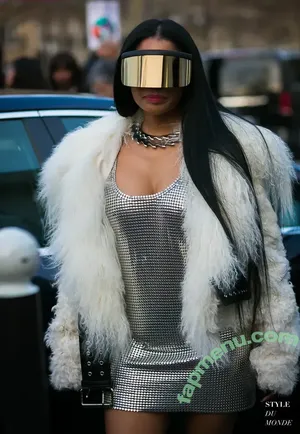 Nicki Minaj / nickiminaj nude photo #1337