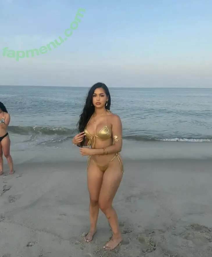 nickimariiee nude photo #0088 (nickimariiee)