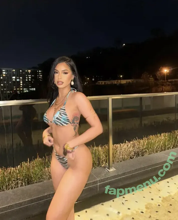 nickimariiee nude photo #0094 (nickimariiee)
