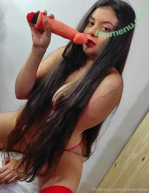 nickinicoleee / nicki.nicole nude photo #0003