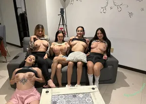 Nicol Loveee / Laura Perea / nicol_lovee / nicollove_e / nicolloveee nude photo #0331