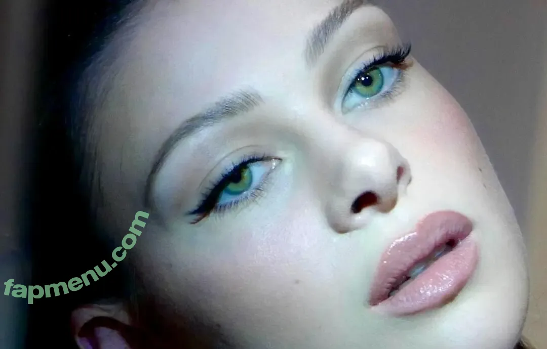 Nicola Peltz nude photo #0338 (nicolaannepeltz)