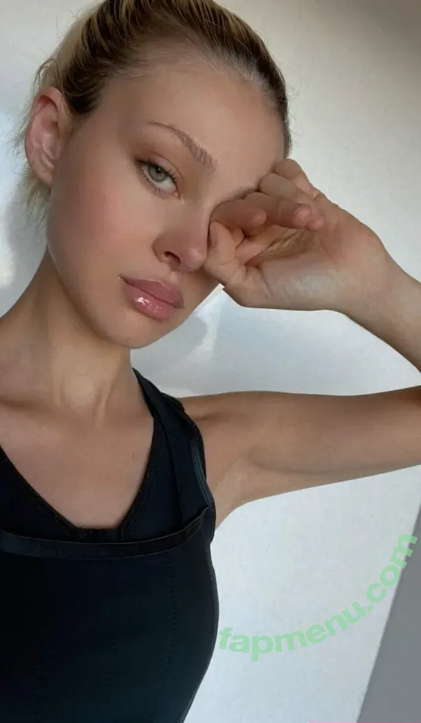 Nicola Peltz nude photo #0342 (nicolaannepeltz)
