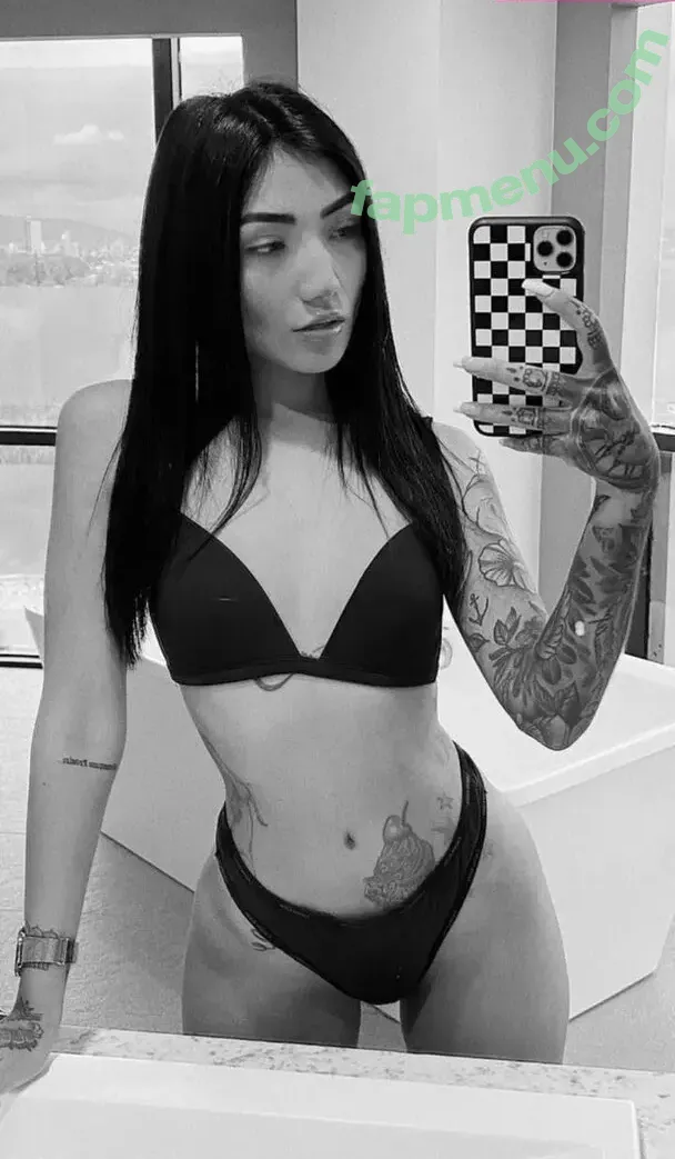 Nicole Amado nude photo #0001 (Nicole Amado)