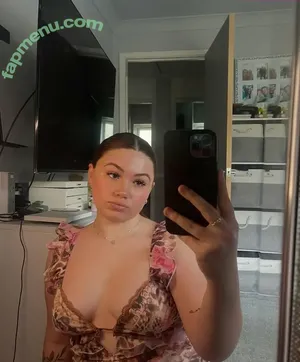 Nicole Dyer / nicole.dyerofficial / nicole_dyerofficial nude photo #0023
