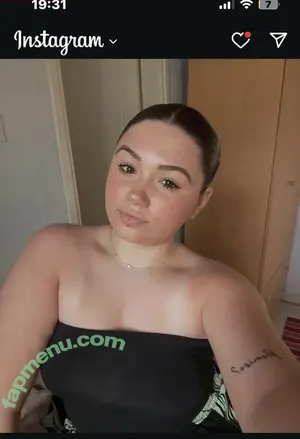 Nicole Dyer / nicole.dyerofficial / nicole_dyerofficial nude photo #0036