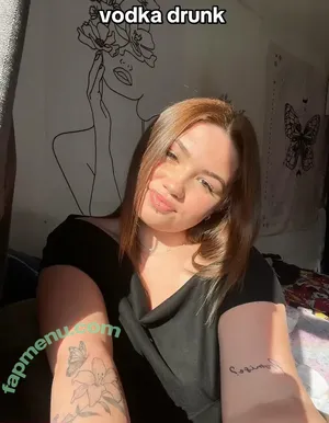 Nicole Dyer / nicole.dyerofficial / nicole_dyerofficial nude photo #0071
