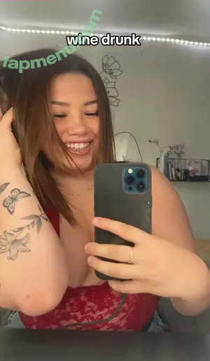 Nicole Dyer / nicole.dyerofficial / nicole_dyerofficial nude photo #0072