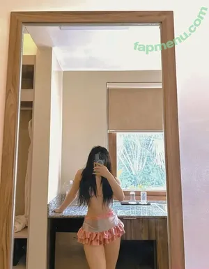  nude photo #0009