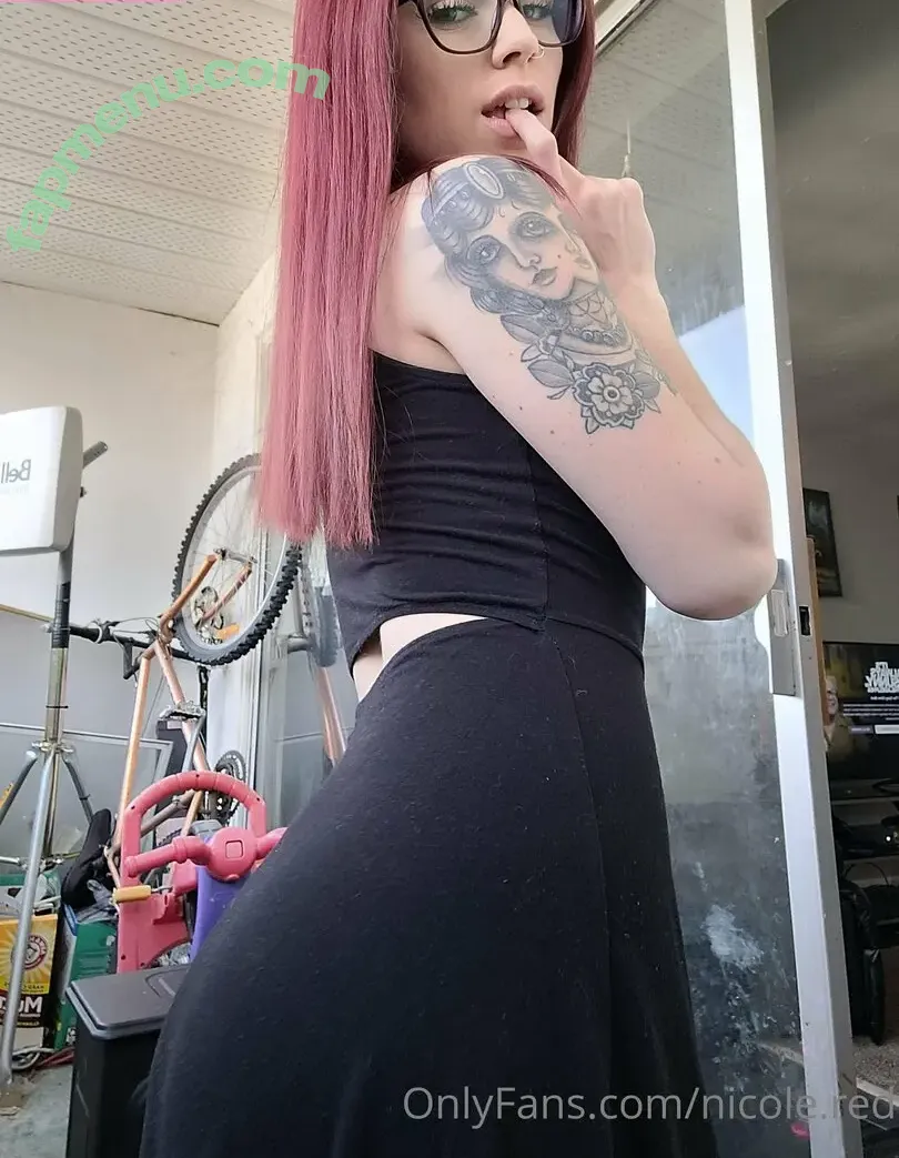 nicole.red nude photo #0002 (nicole_red7)