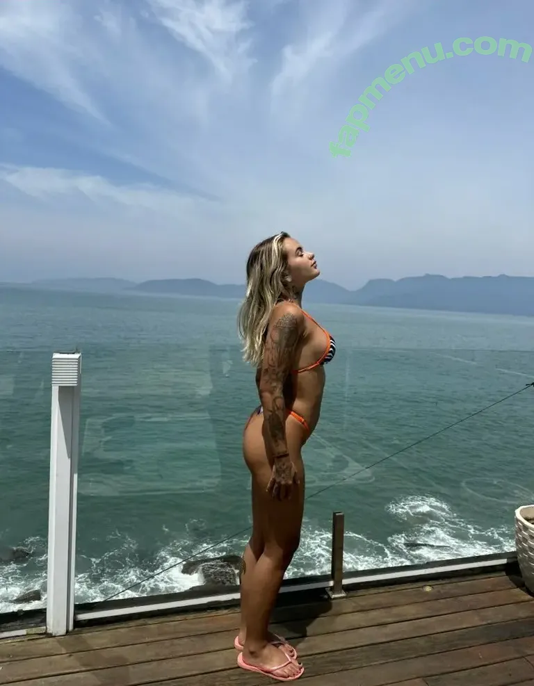 Nicole Reis nude photo #0034 (niccoleoficial)
