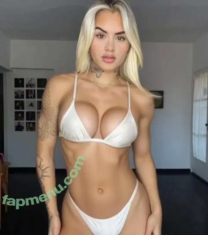 Nicole Reis nude photo #0041 (niccoleoficial)